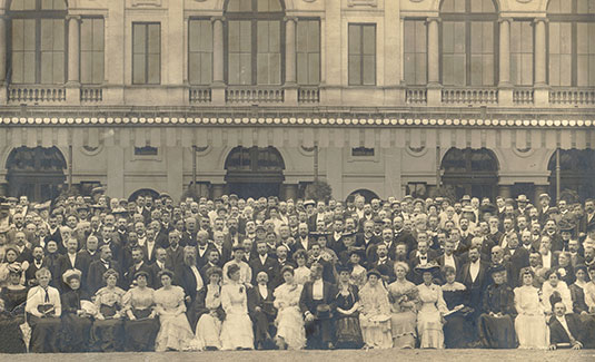 Partoprenantoj en la unua Universala Kongreso en 1905